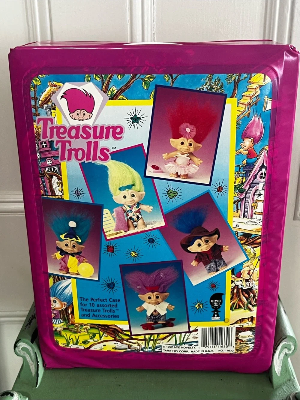 1992 Ace Novelty Treasure Trolls Pink Carrying Case w/ 6 Varieties of Trolls